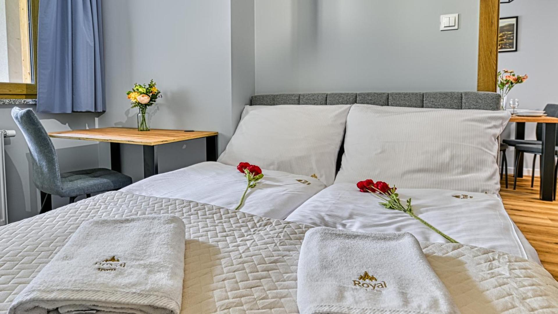 Apartamenty Royal Aparts Centrum - Kilinskiego 17A Przy Wyciagu, Blisko Szlakow Szklarska Poreba Luaran gambar