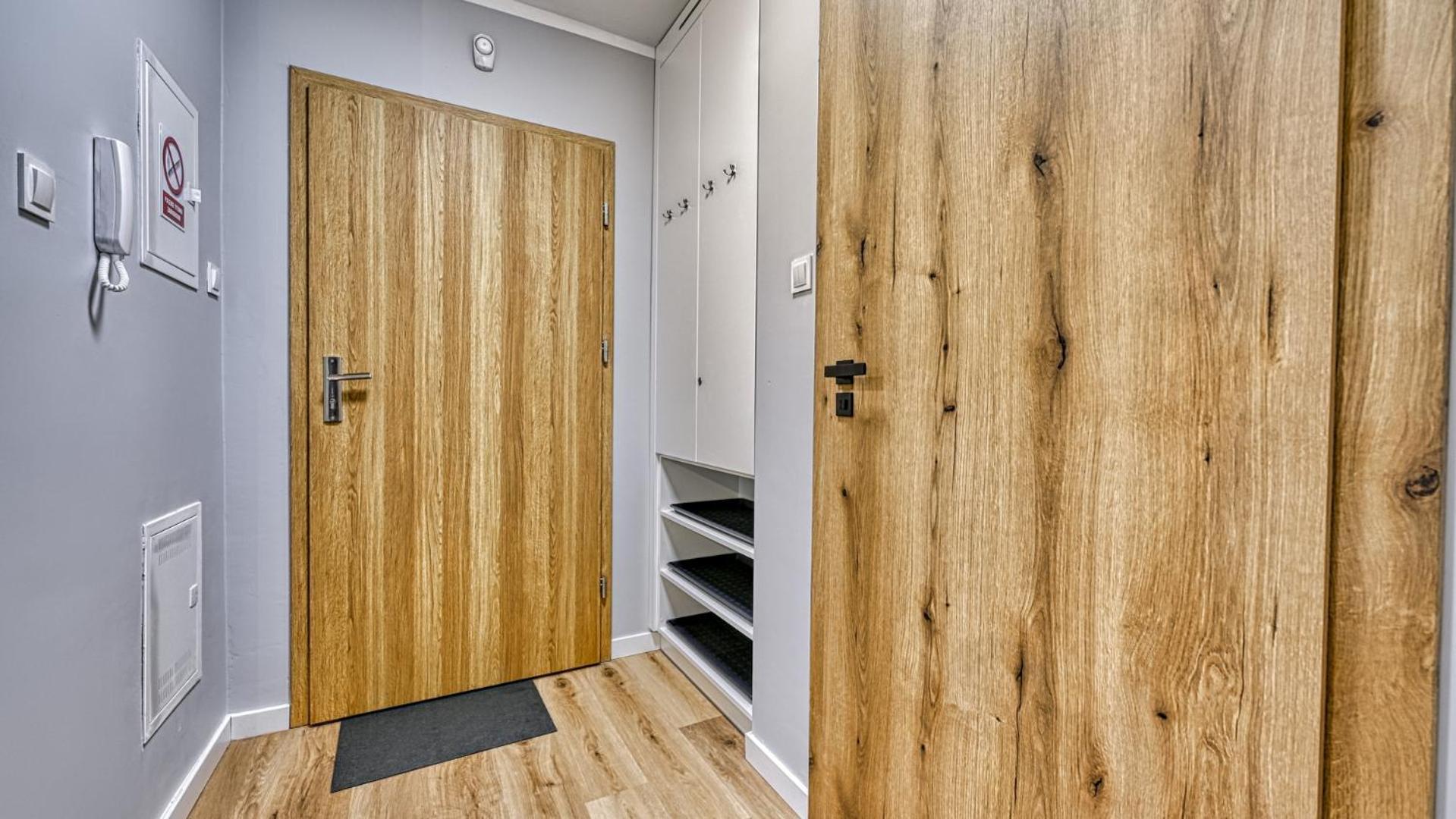 Apartamenty Royal Aparts Centrum - Kilinskiego 17A Przy Wyciagu, Blisko Szlakow Szklarska Poreba Luaran gambar