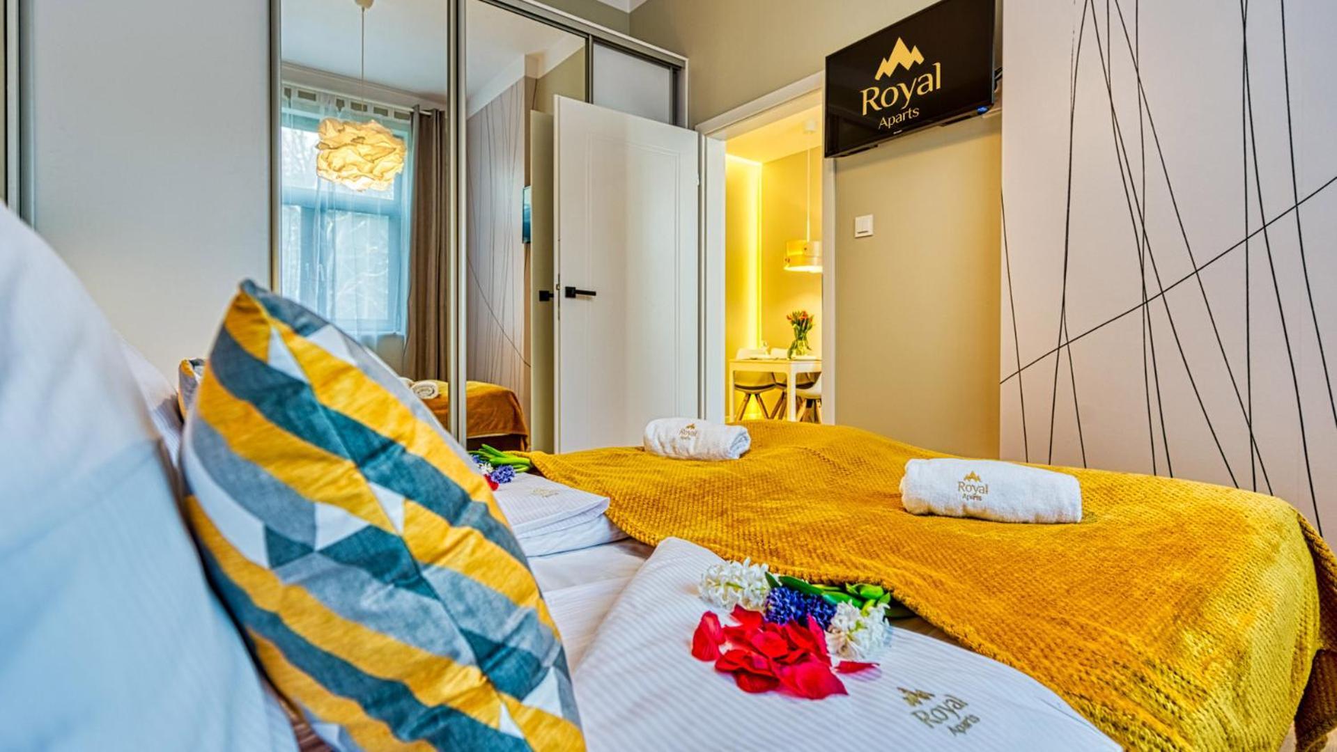 Apartamenty Royal Aparts Centrum - Kilinskiego 17A Przy Wyciagu, Blisko Szlakow Szklarska Poreba Luaran gambar